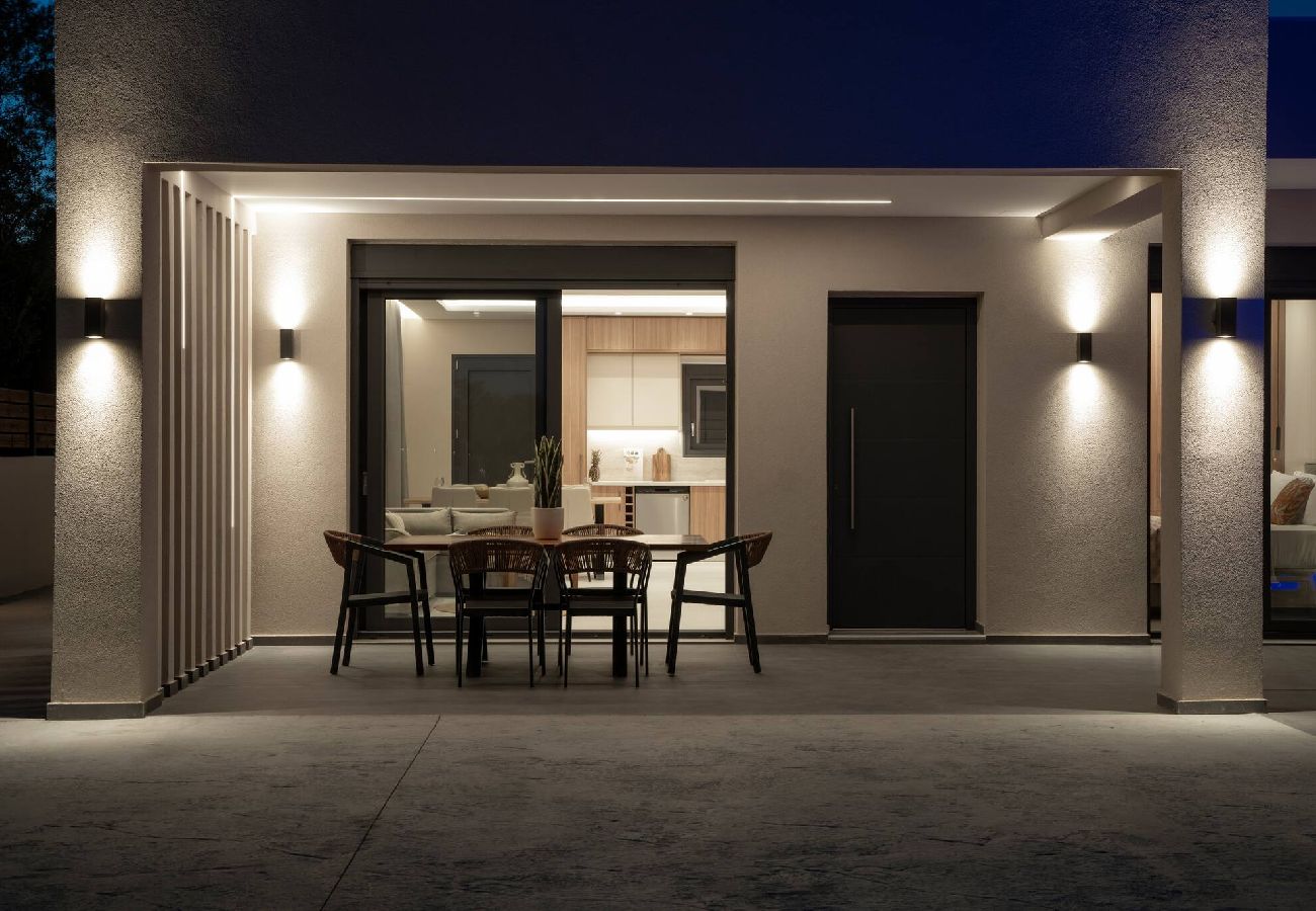 Villa in Kalamaki - Villa Aurelio, An Ethereal Delight