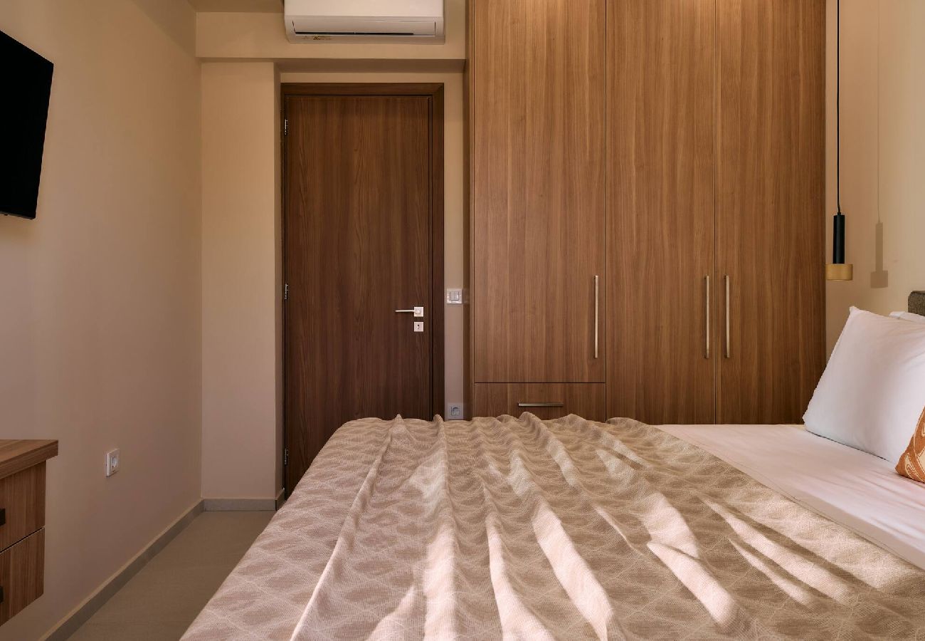 Villa in Kalamaki - Villa Aurelio, An Ethereal Delight