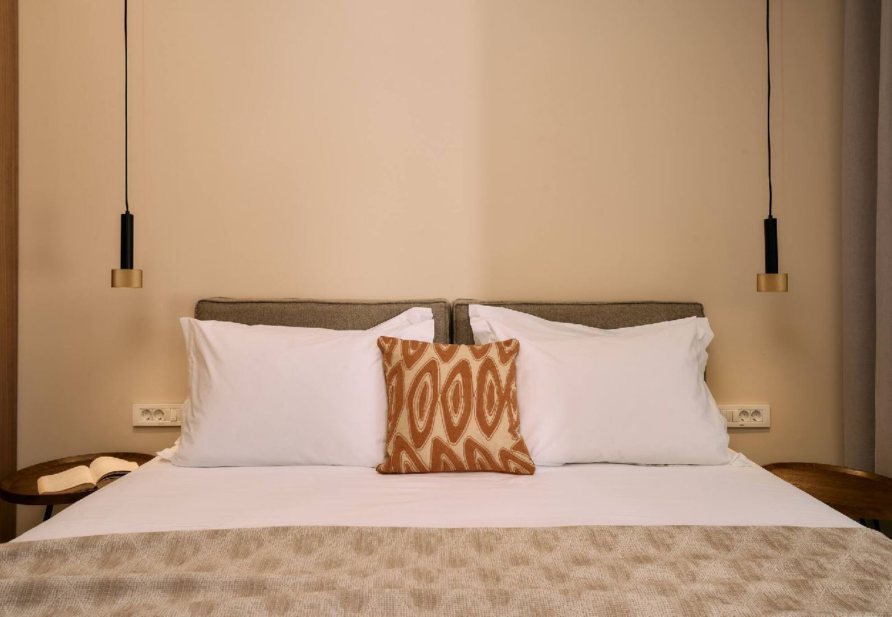 Villa in Kalamaki - Villa Aurelio, An Ethereal Delight