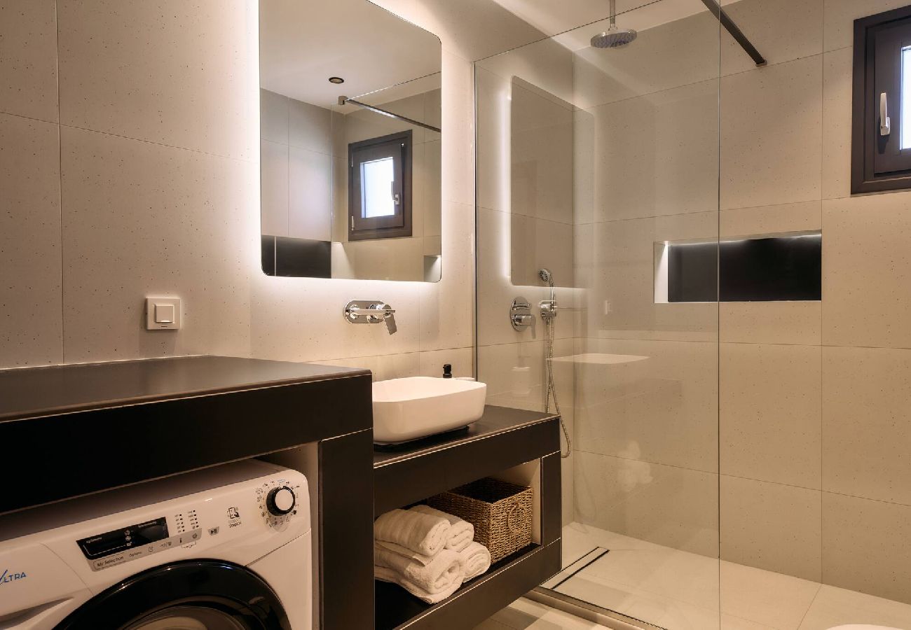 Villa in Kalamaki - Villa Aurelio, An Ethereal Delight