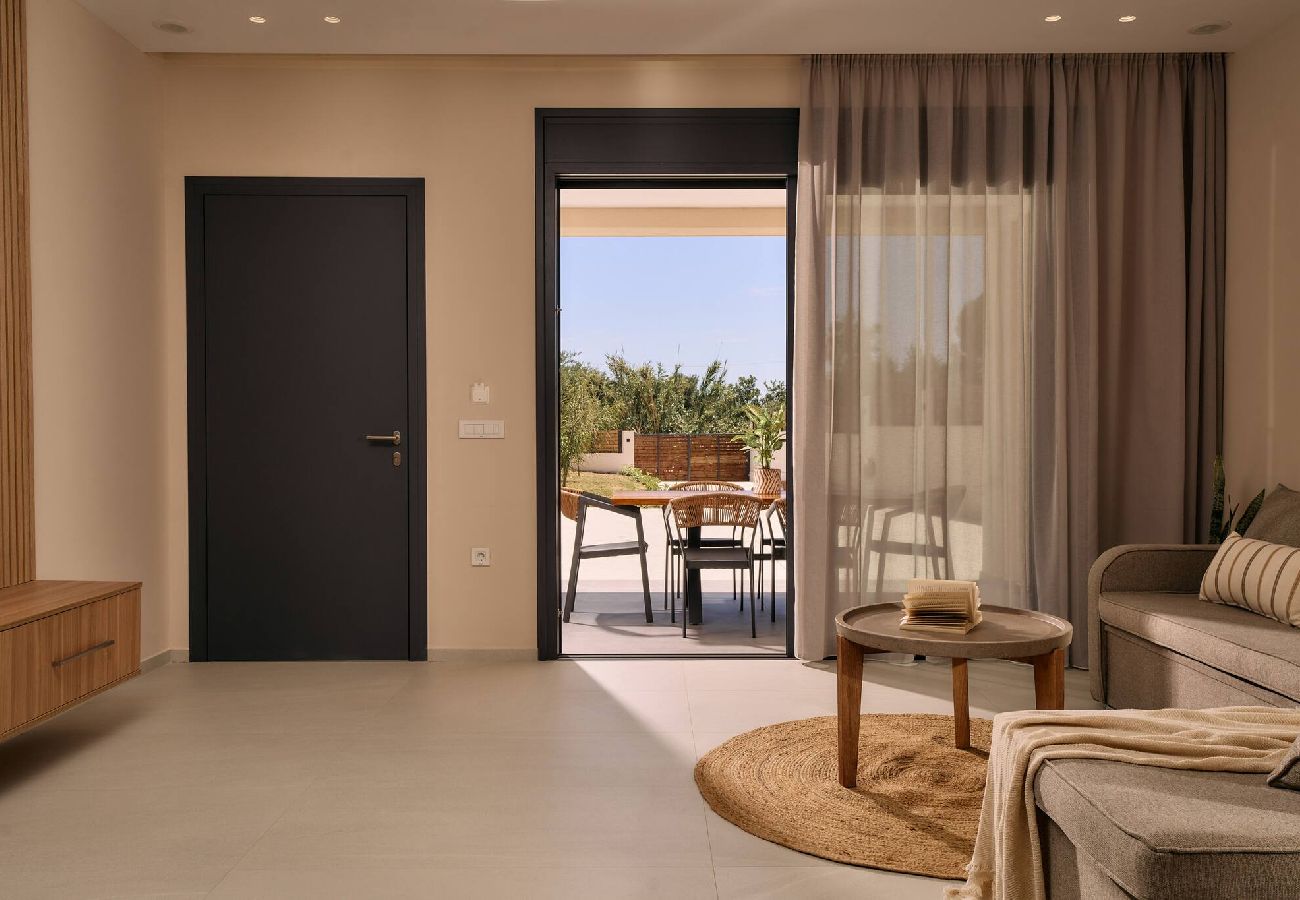 Villa in Kalamaki - Villa Aurelio, An Ethereal Delight