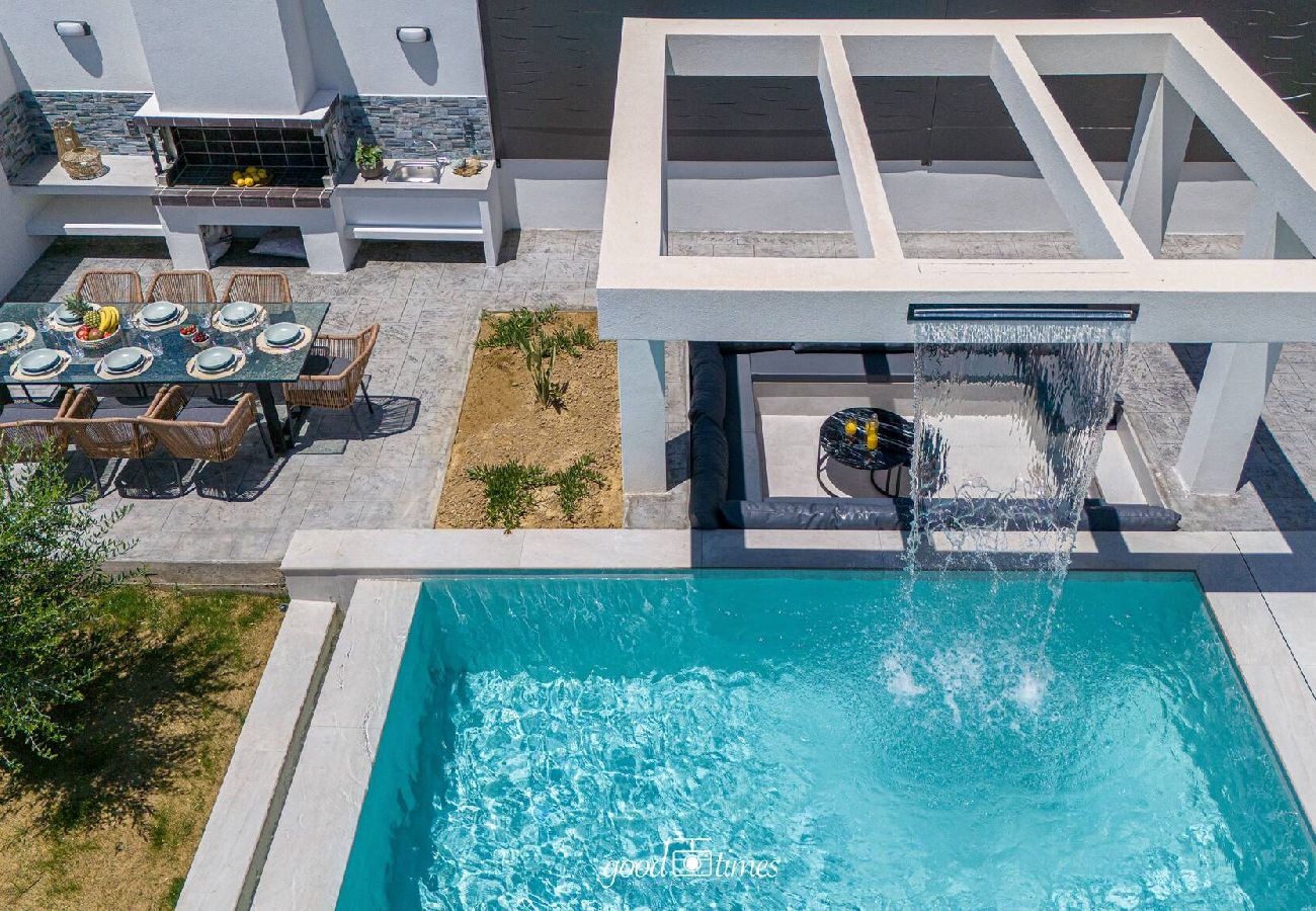 Villa in Vanato - Nefele Luxury Recidency, A Concealed Delight