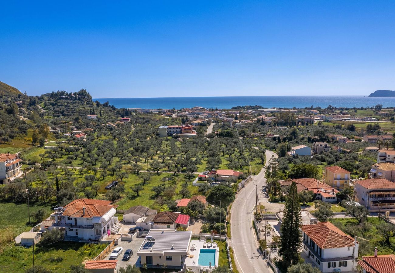 Villa in Kalamaki - Villa Adiola, An Unrivalled Retreat