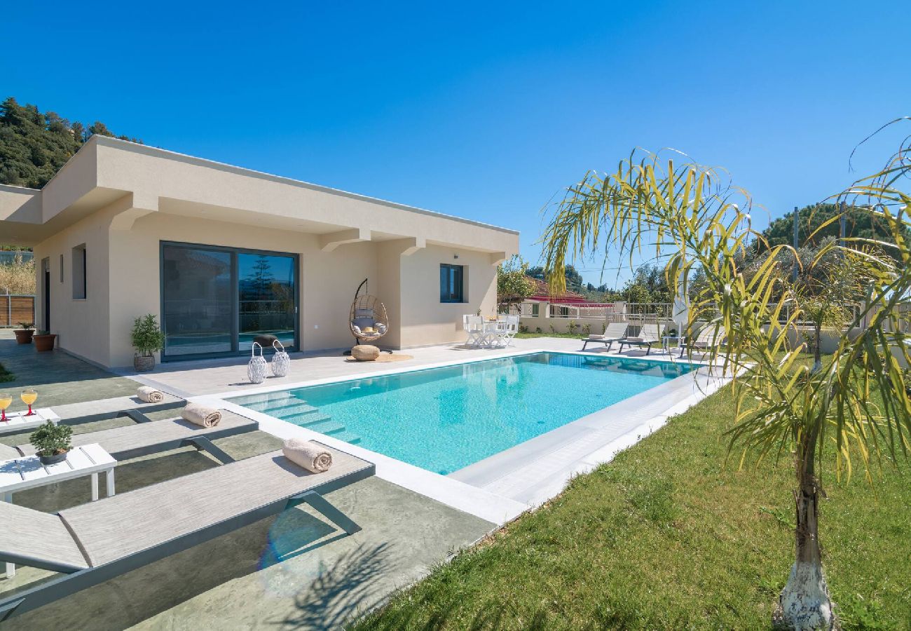 Villa in Kalamaki - Villa Adiola, An Unrivalled Retreat