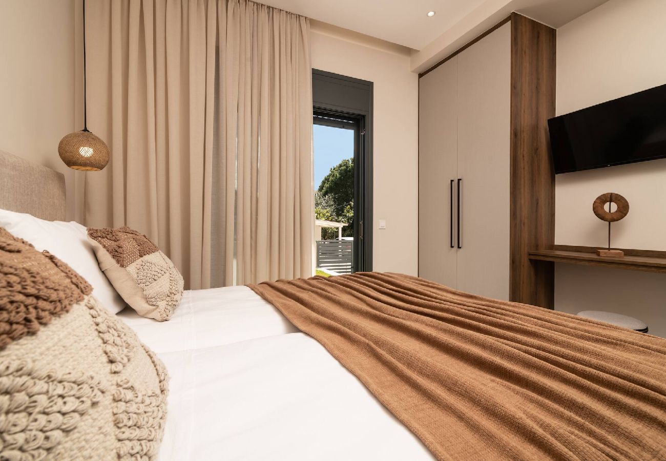 Villa in Kalamaki - Villa Adiola, An Unrivalled Retreat