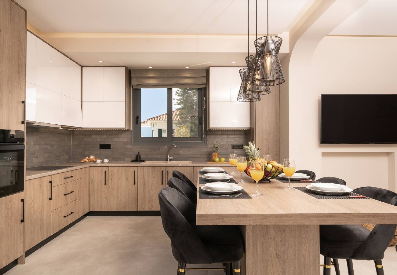 Villa in Kalamaki - Villa Adiola, An Unrivalled Retreat