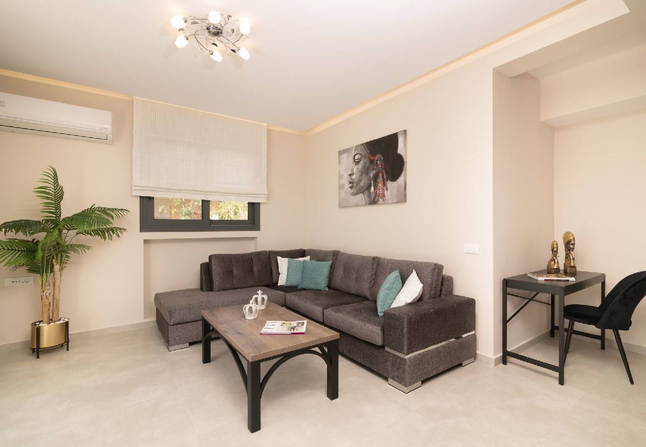 Villa in Kalamaki - Villa Adiola, An Unrivalled Retreat