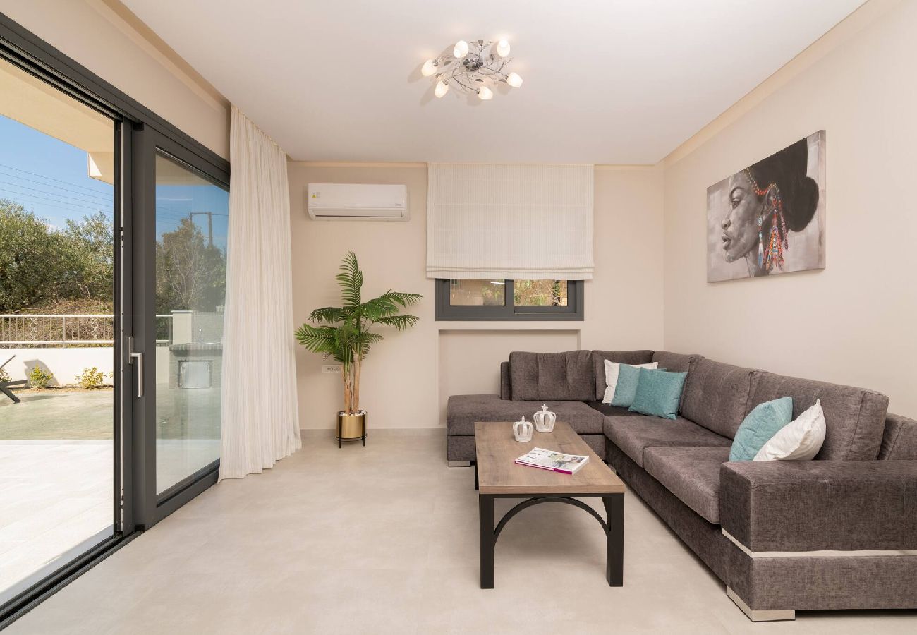 Villa in Kalamaki - Villa Adiola, An Unrivalled Retreat