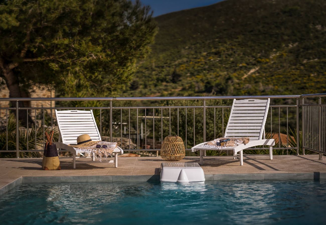 Villa in Volimes - Villa Guesto with private pool