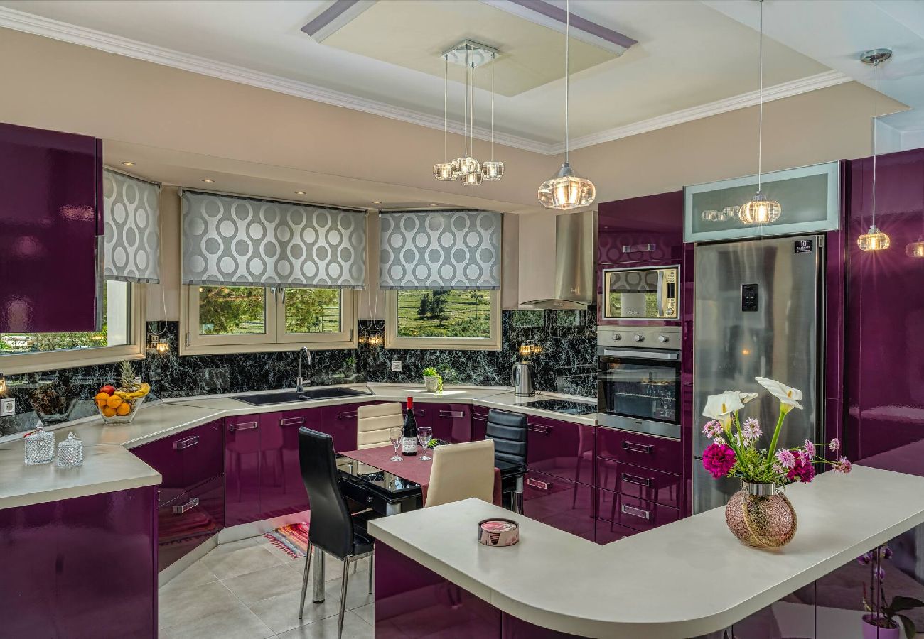 Villa in Volimes - Villa Guesto with private pool