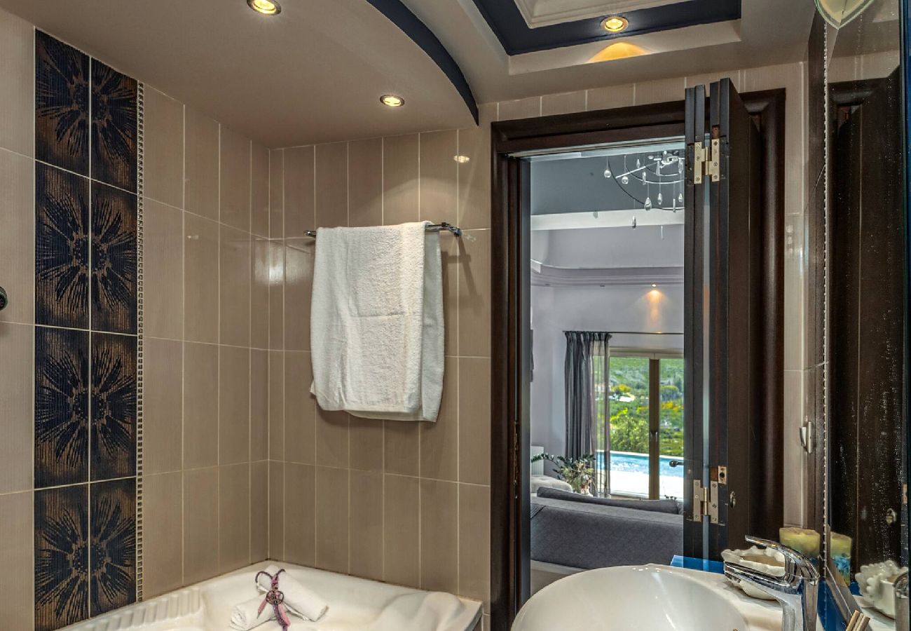 Villa in Volimes - Villa Guesto with private pool