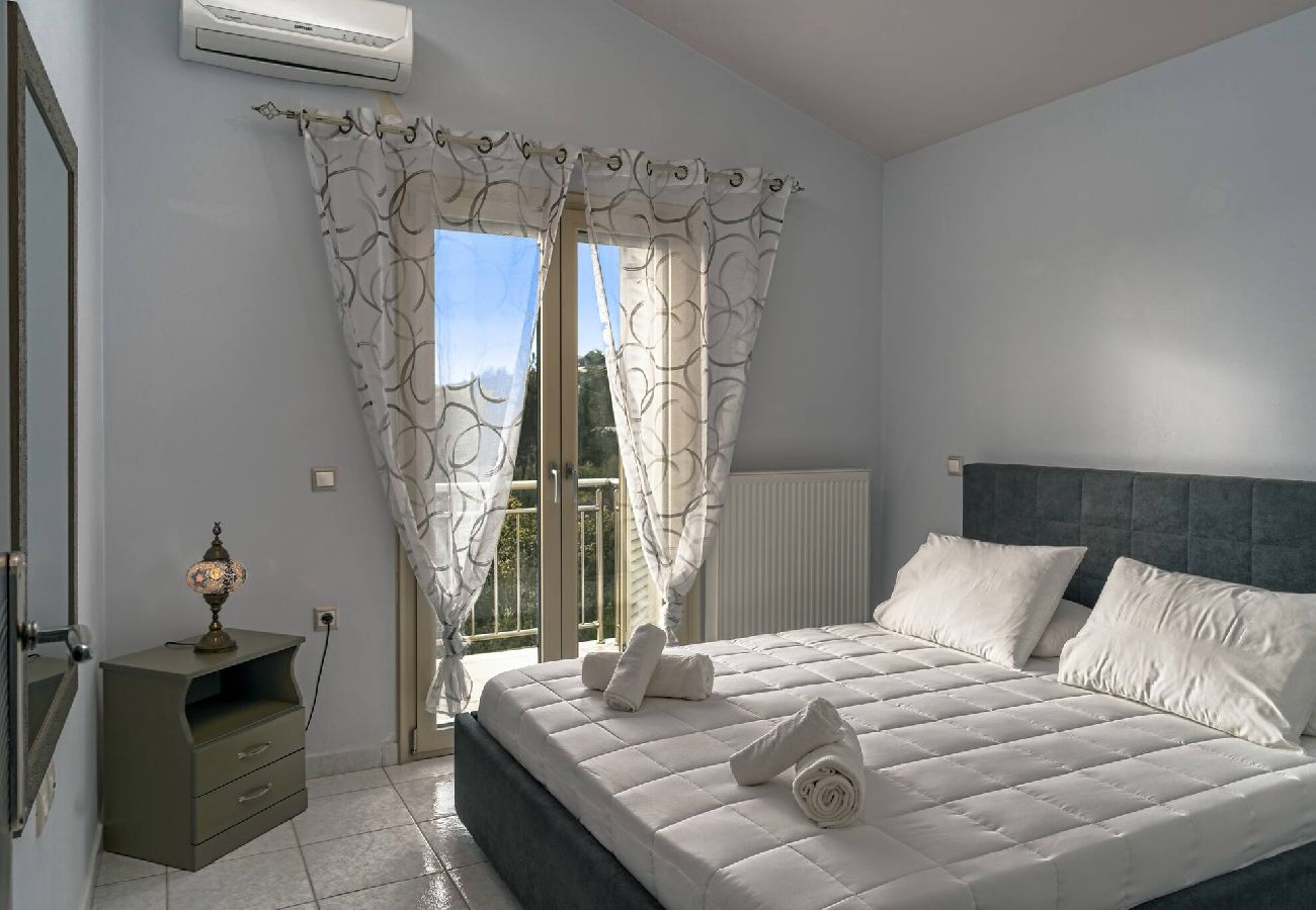 Villa in Volimes - Villa Guesto with private pool