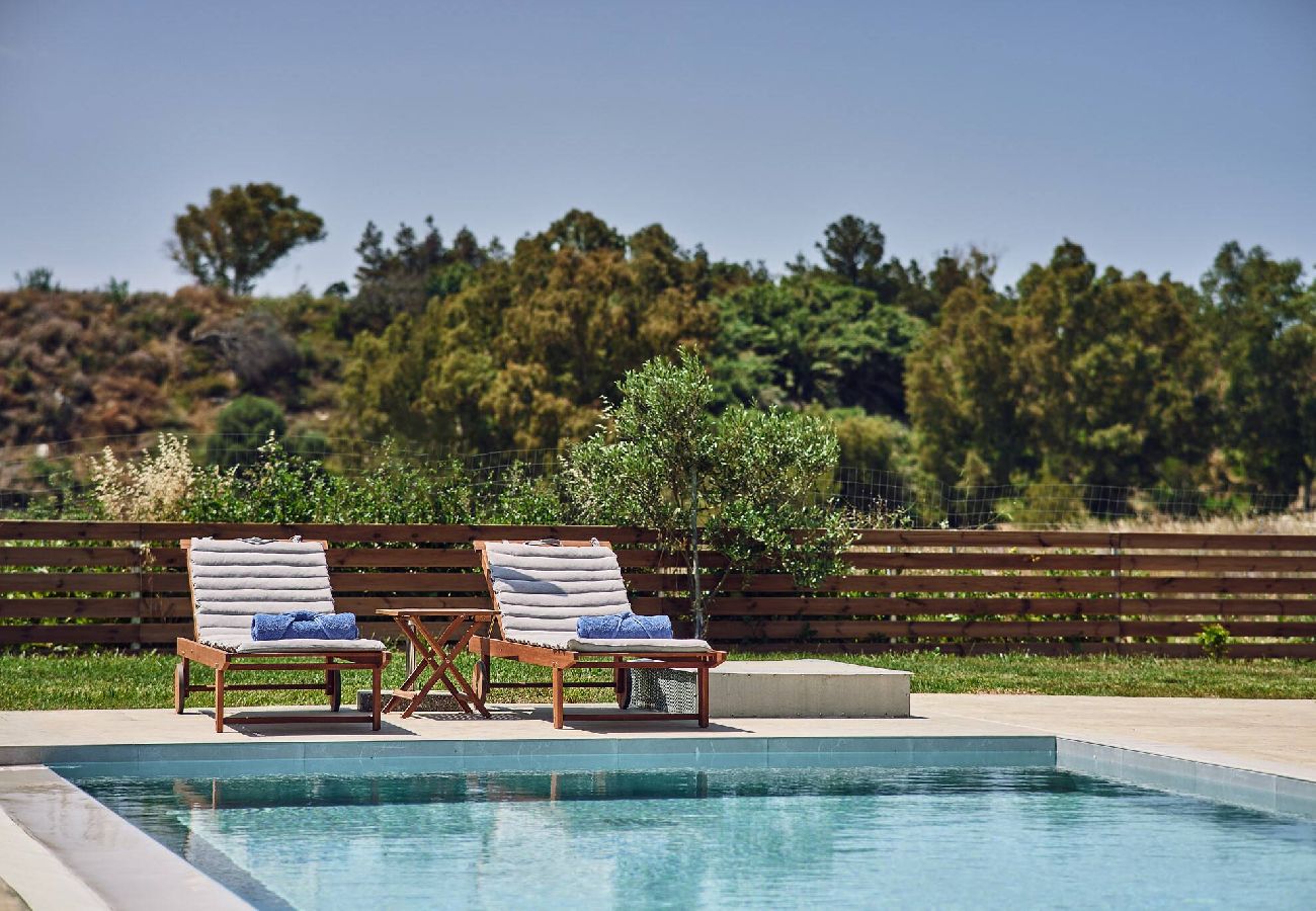 Villa in Kalamaki - Villa Arianna, close to the beach!