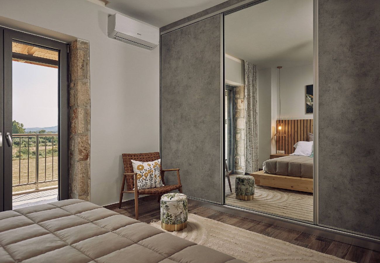 Villa in Kalamaki - Villa Arianna, close to the beach!