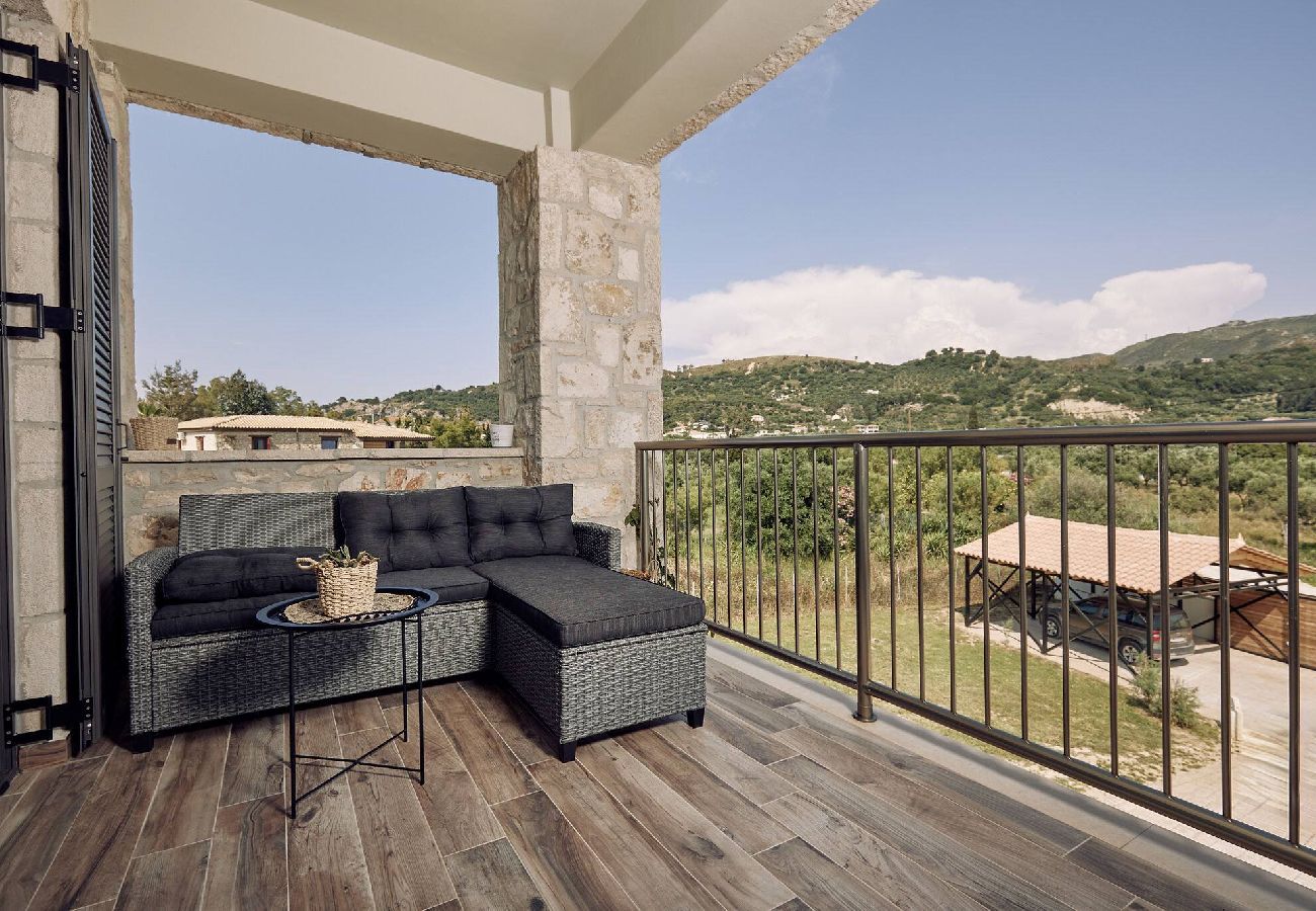 Villa in Kalamaki - Villa Arianna, close to the beach!