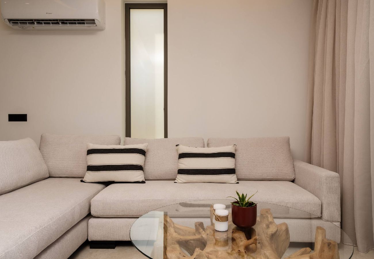 Villa in Kipseli - Floralba Luxury Villa, Essence of Sea View Living