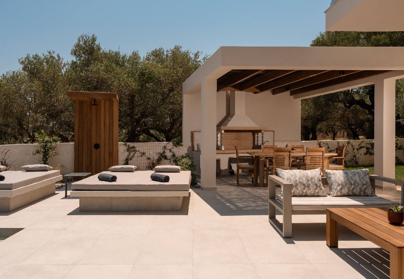 Villa in Kipseli - Floralba Luxury Villa, Essence of Sea View Living