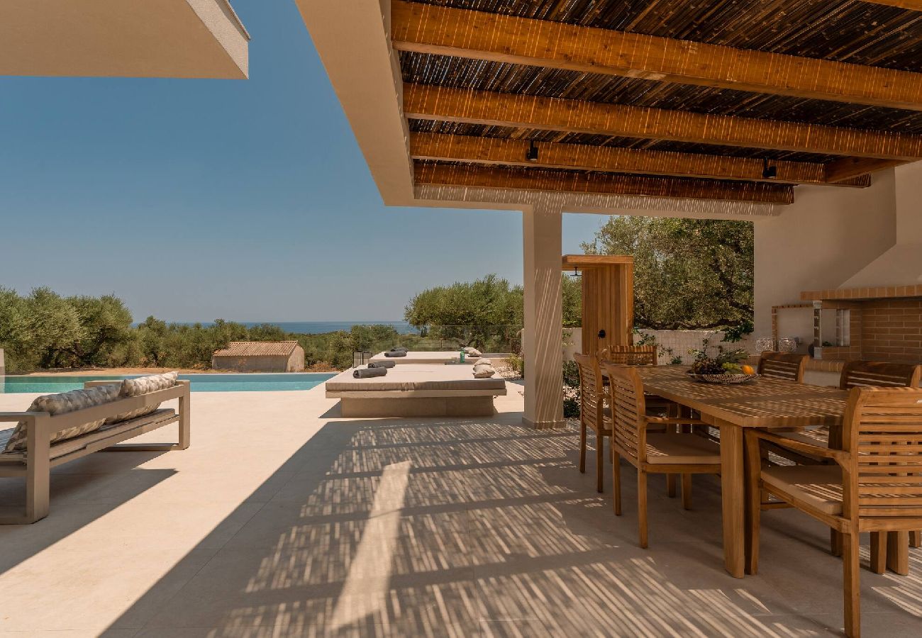 Villa in Kipseli - Floralba Luxury Villa, Essence of Sea View Living