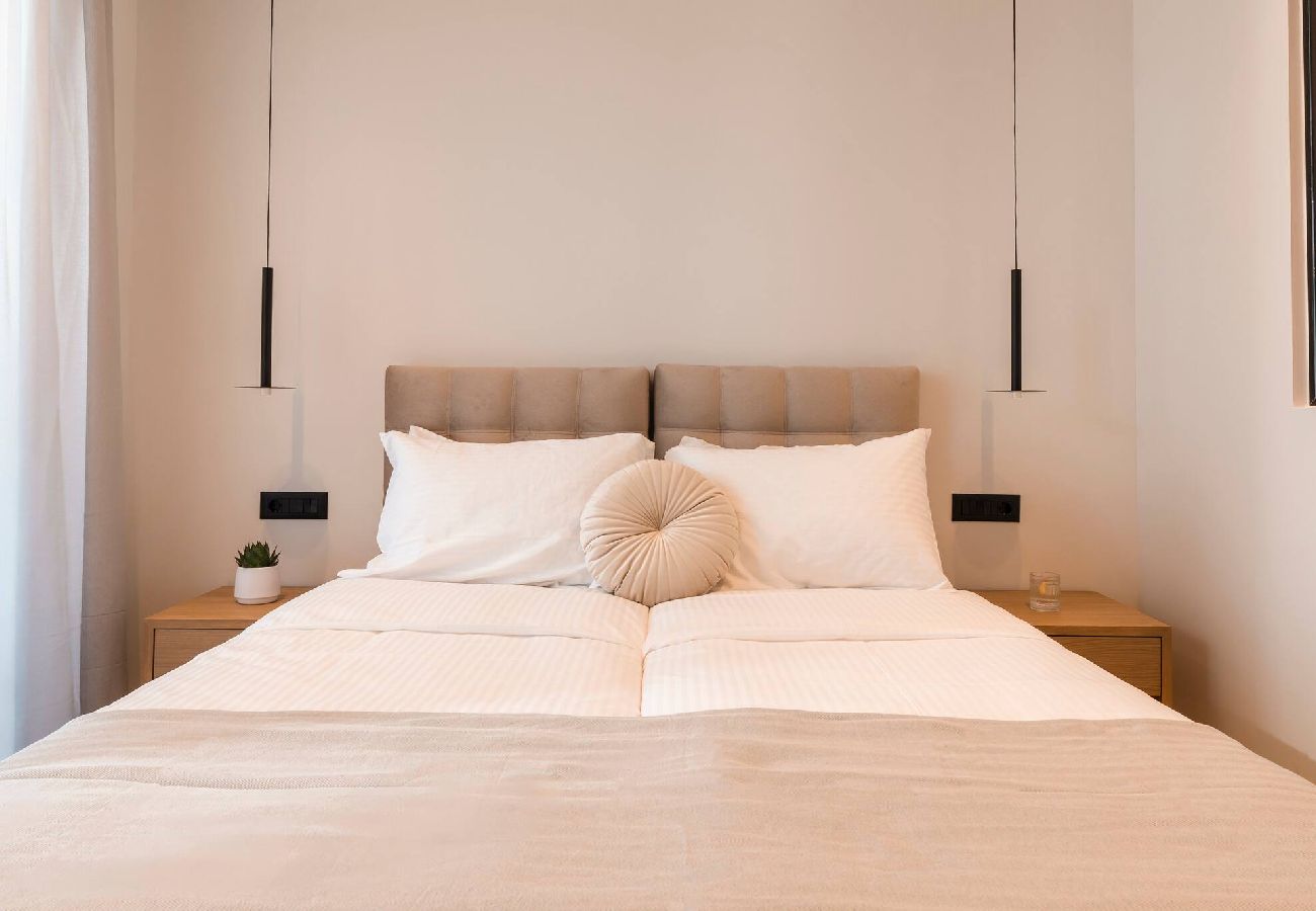 Villa in Kipseli - Floralba Luxury Villa, Essence of Sea View Living