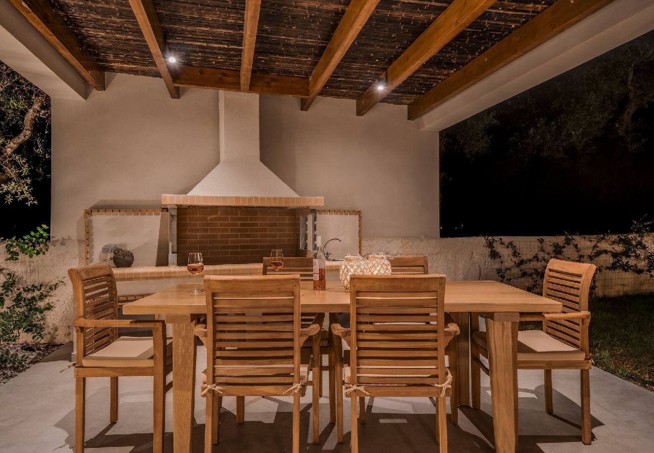 Villa in Kipseli - Floralba Luxury Villa, Essence of Sea View Living