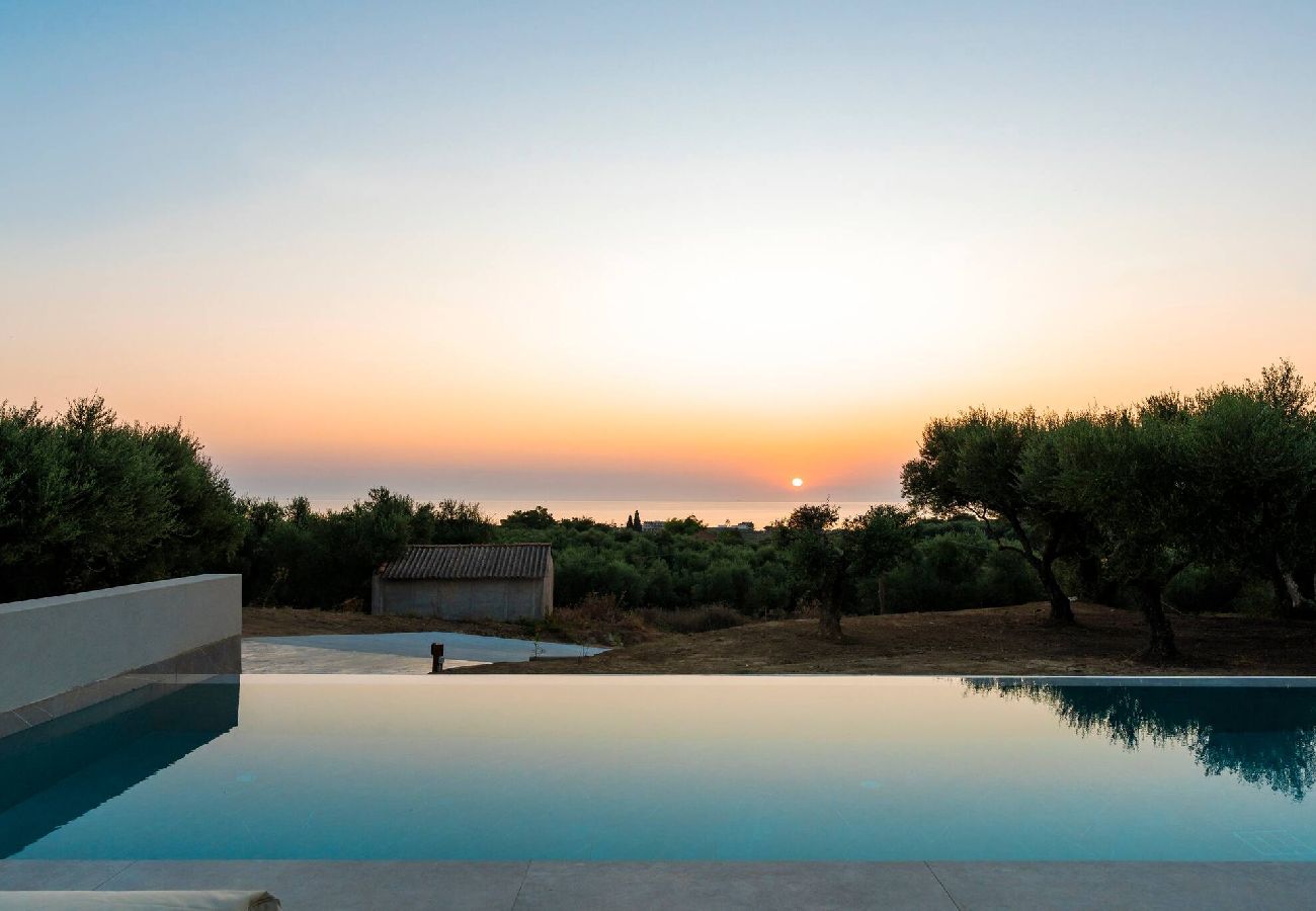 Villa in Kipseli - Floralba Luxury Villa, Essence of Sea View Living