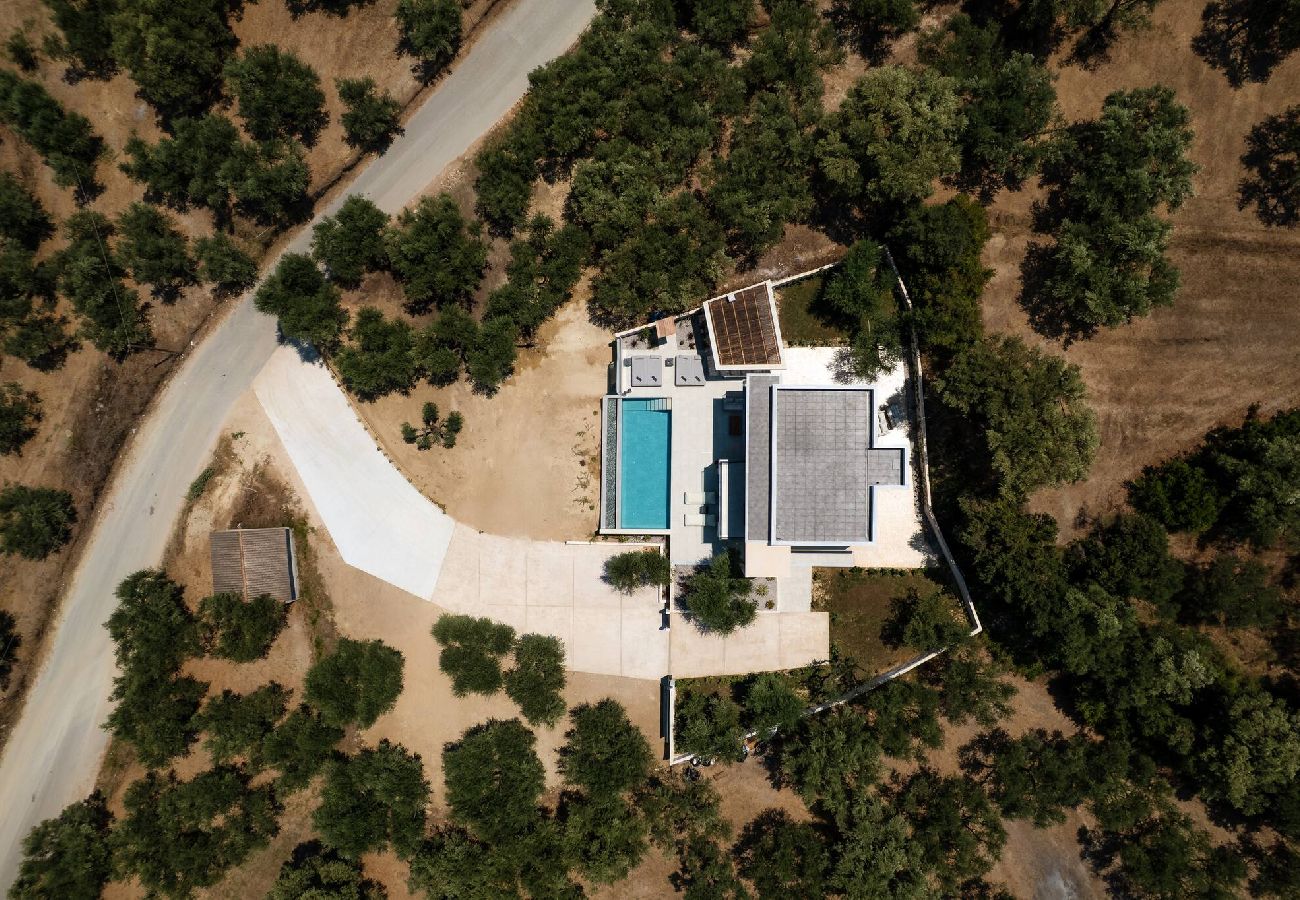 Villa in Kipseli - Floralba Luxury Villa, Essence of Sea View Living