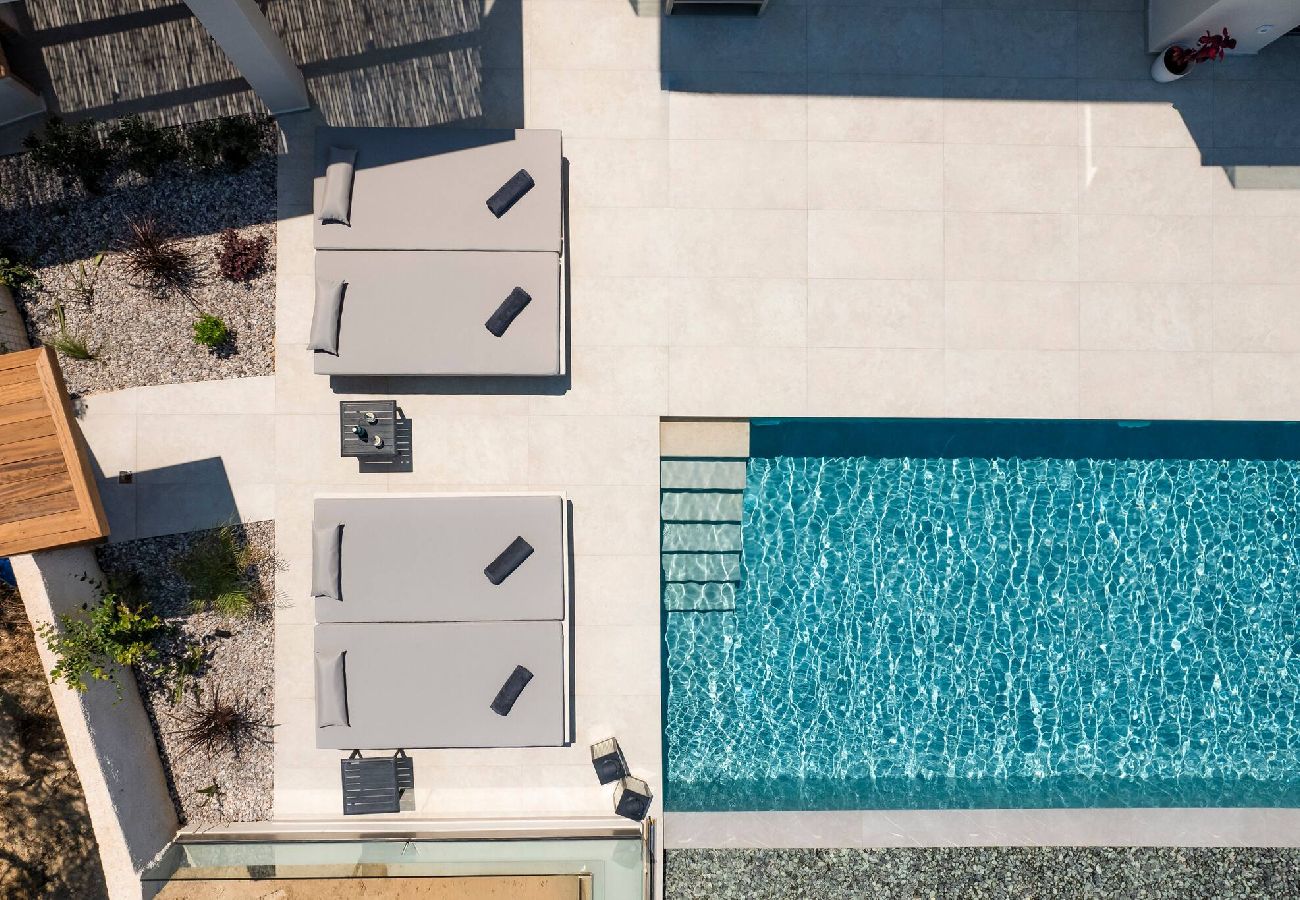 Villa in Kipseli - Floralba Luxury Villa, Essence of Sea View Living