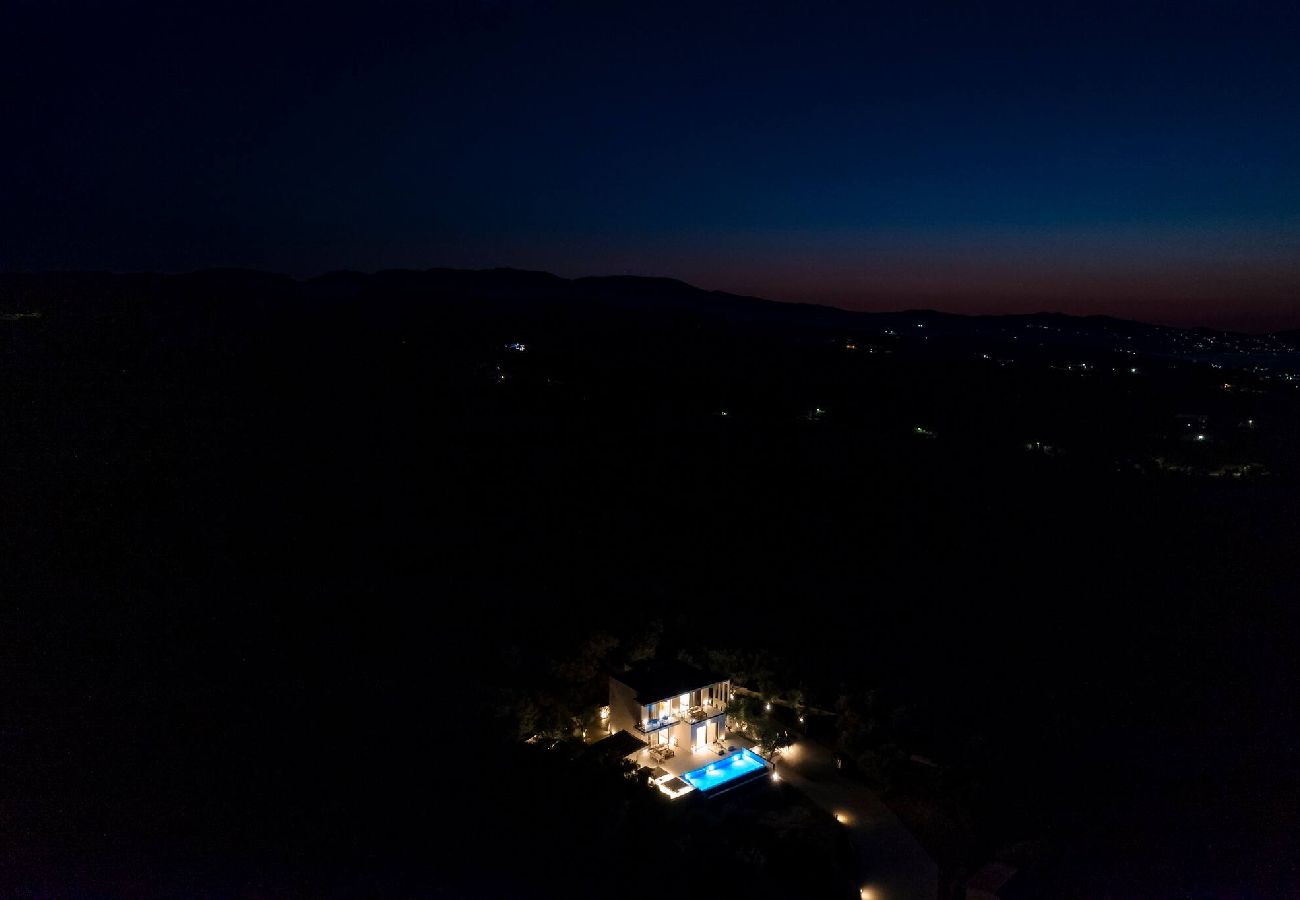 Villa in Kipseli - Floralba Luxury Villa, Essence of Sea View Living