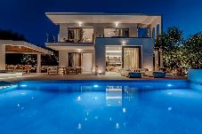 Villa in Kipseli - Floralba Luxury Villa, Essence of Sea...
