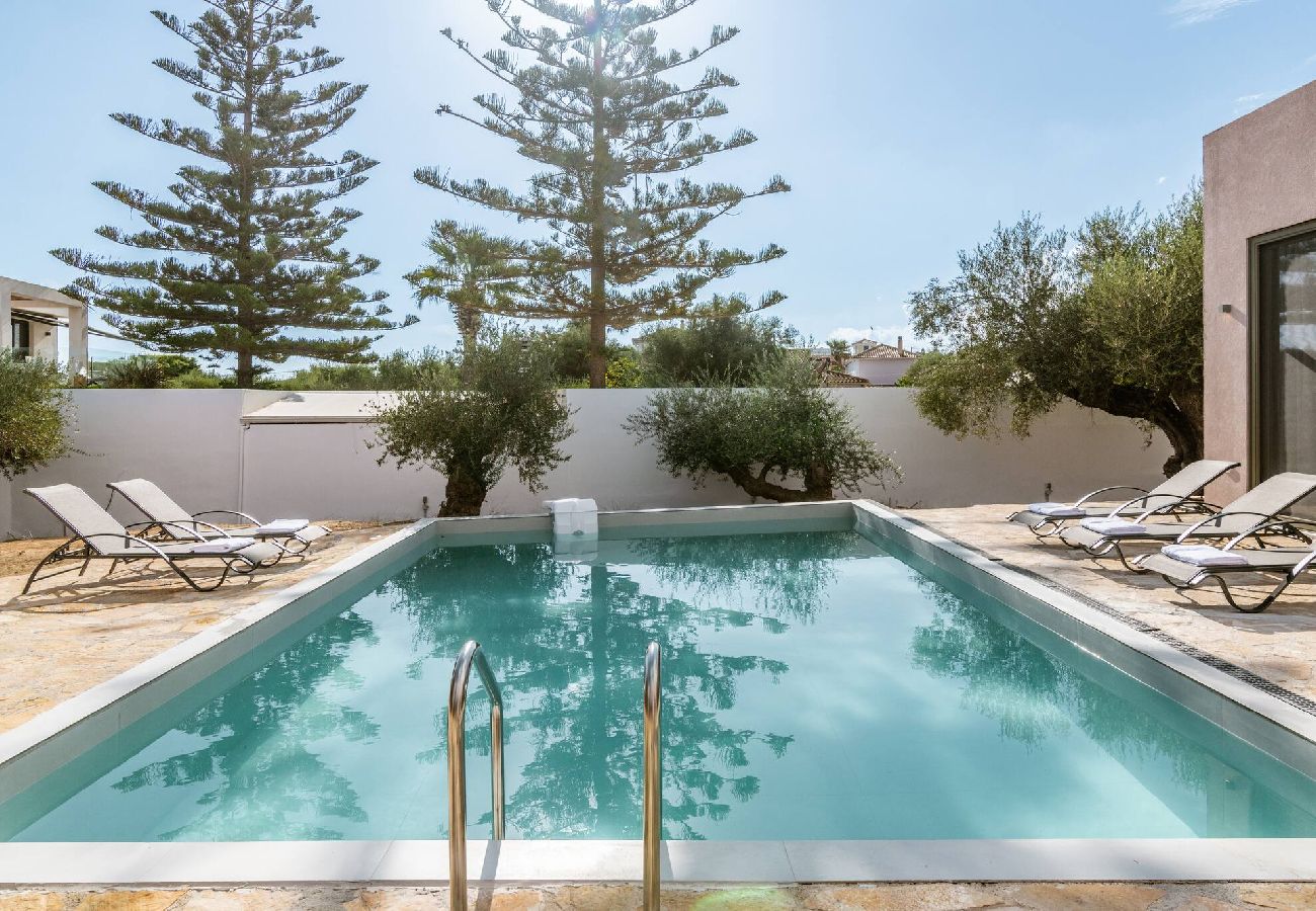 Villa in Zakinthos - Nopi Exclusive Villa, A Sunlit Retreat