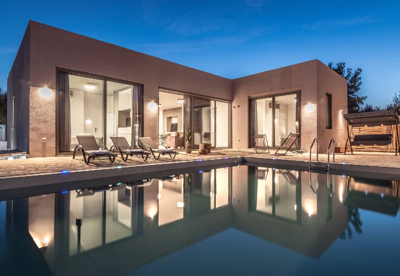 Villa in Zakinthos - Nopi Exclusive Villa, A Sunlit Retreat