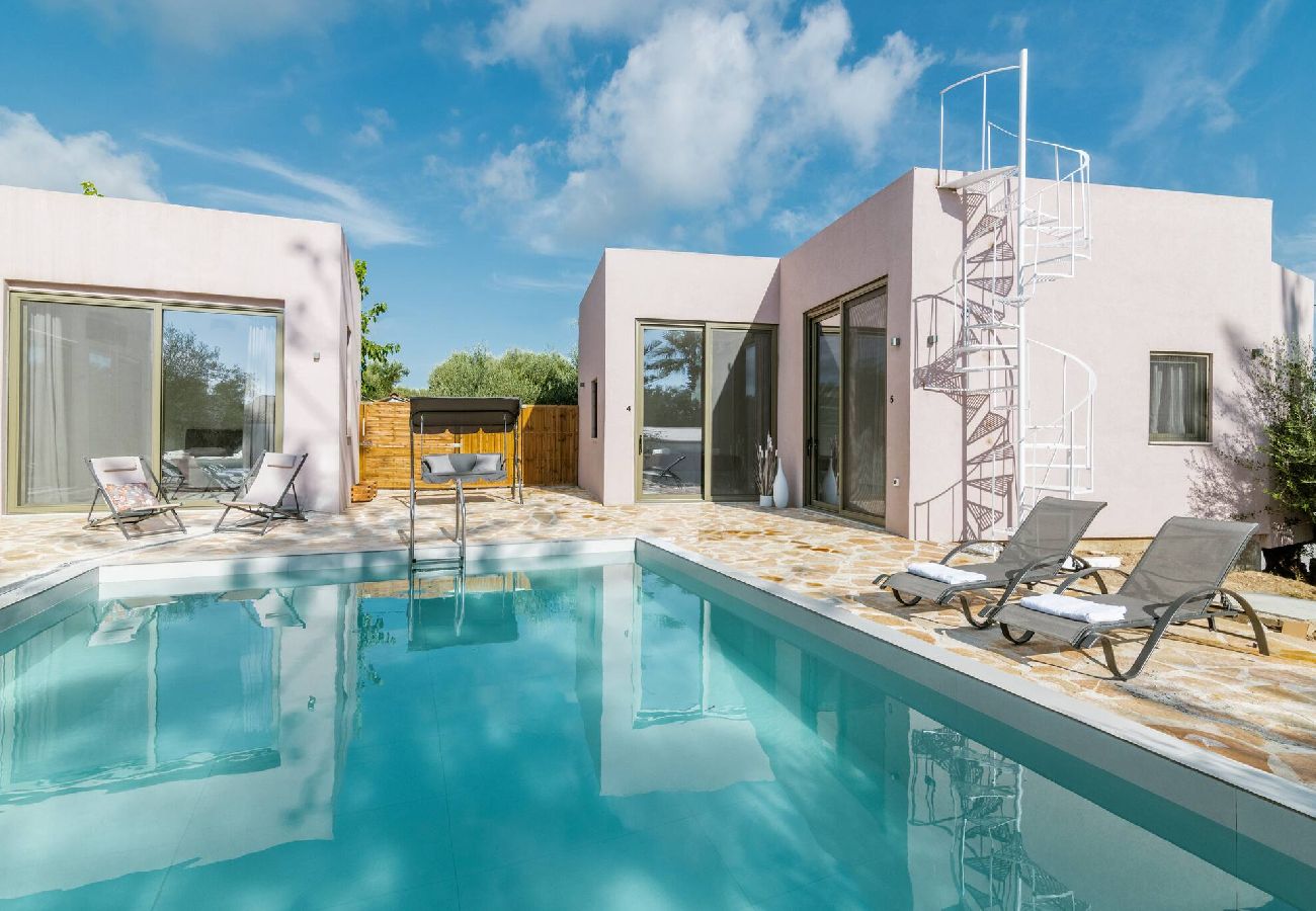 Villa in Zakinthos - Nopi Exclusive Villa, A Sunlit Retreat