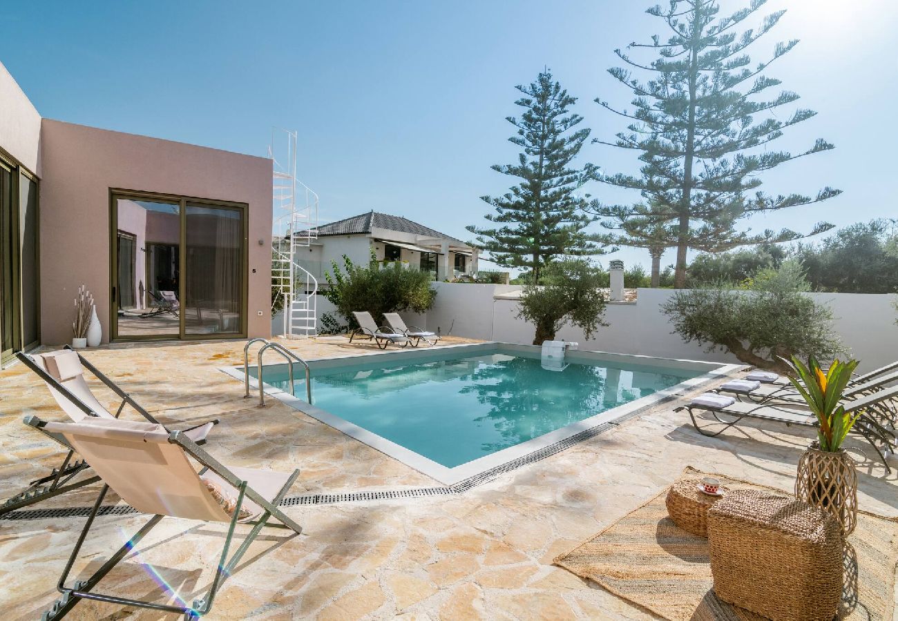 Villa in Zakinthos - Nopi Exclusive Villa, A Sunlit Retreat