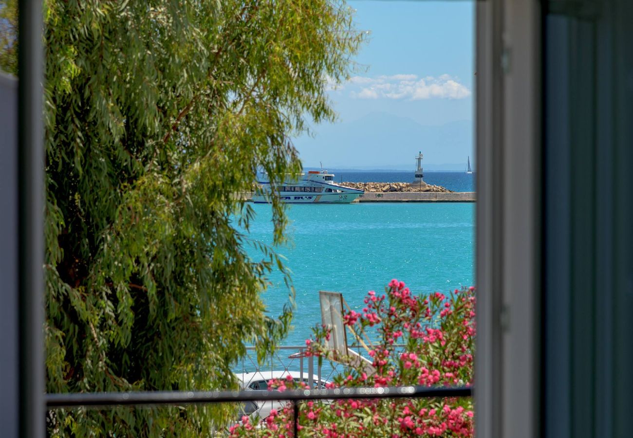 Apartment in Zakinthos - 2 Brother´s Suites I *Sea View* 100m Zante port