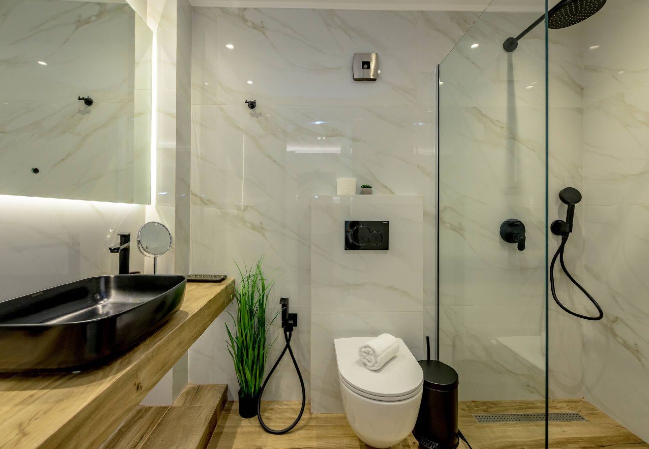 Apartment in Zakinthos - 2 Brother´s Suites I *Sea View* 100m Zante port