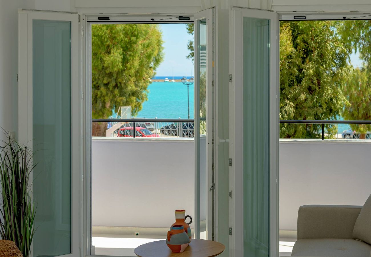 Apartment in Zakinthos - 2 Brother´s Suites I *Sea View* 100m Zante port
