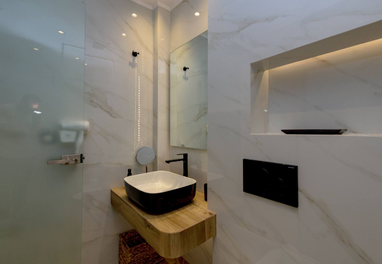 Apartment in Zakinthos - 2 Brother´s Suites II *Sea View* 100m Zante port