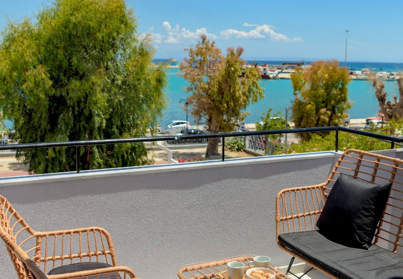 Apartment in Zakinthos - 2 Brother´s Suites II *Sea View* 100m Zante port