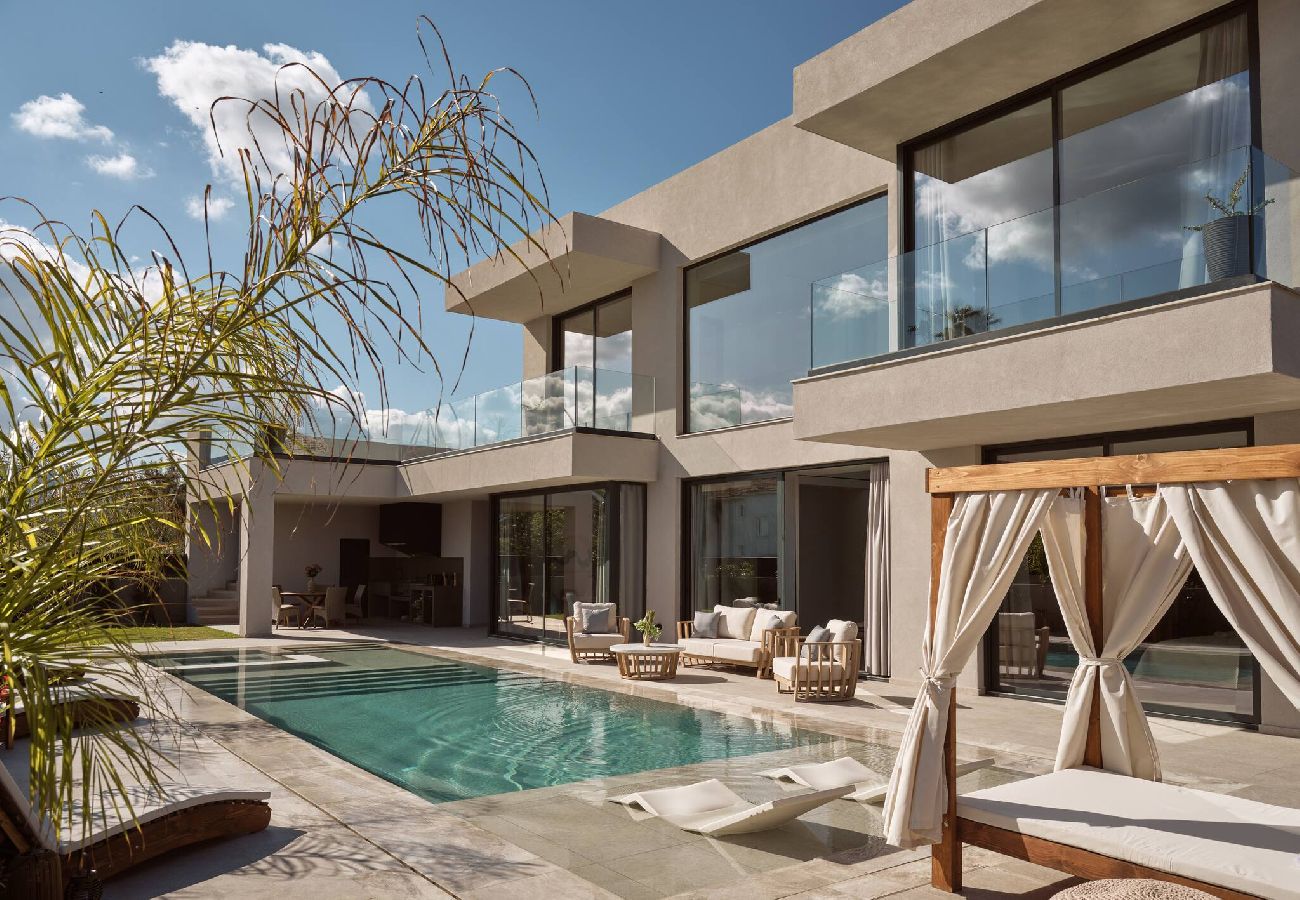 Villa in Laganas - Avascanto Villa, An Architectural Gem with Pool