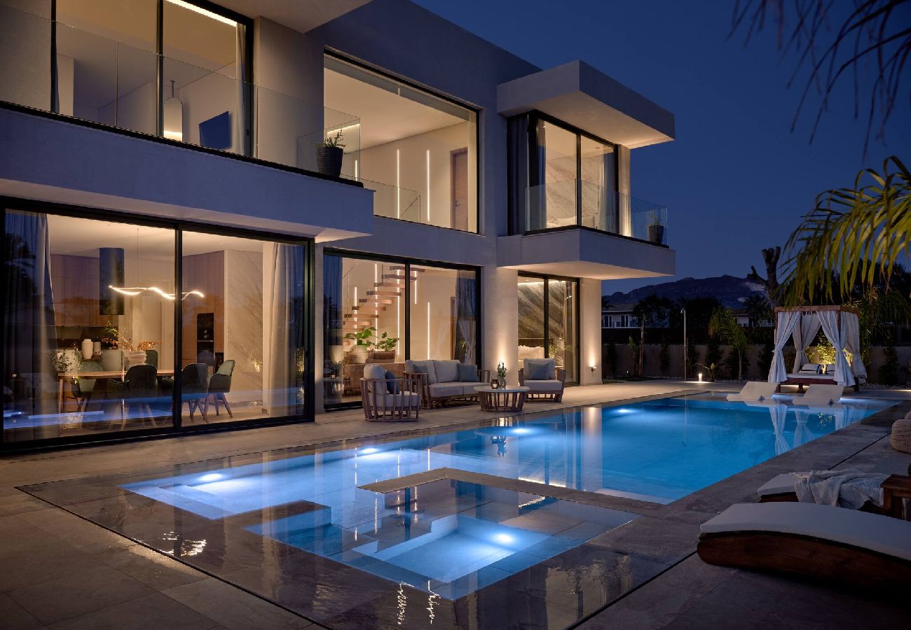 Villa in Laganas - Avascanto Villa, An Architectural Gem with Pool