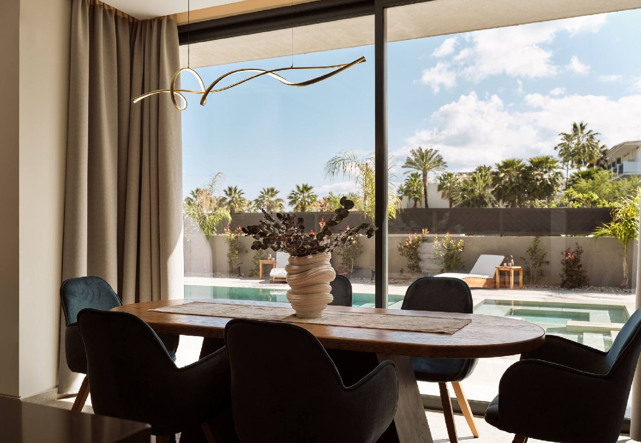 Villa in Laganas - Avascanto Villa, An Architectural Gem with Pool