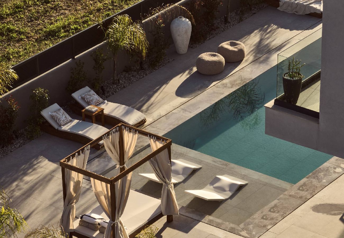 Villa in Laganas - Avascanto Villa, An Architectural Gem with Pool