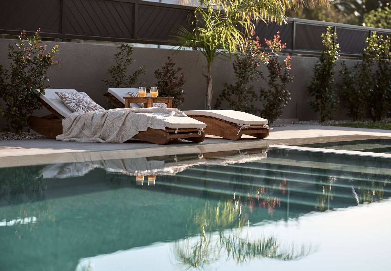 Villa in Laganas - Avascanto Villa, An Architectural Gem with Pool