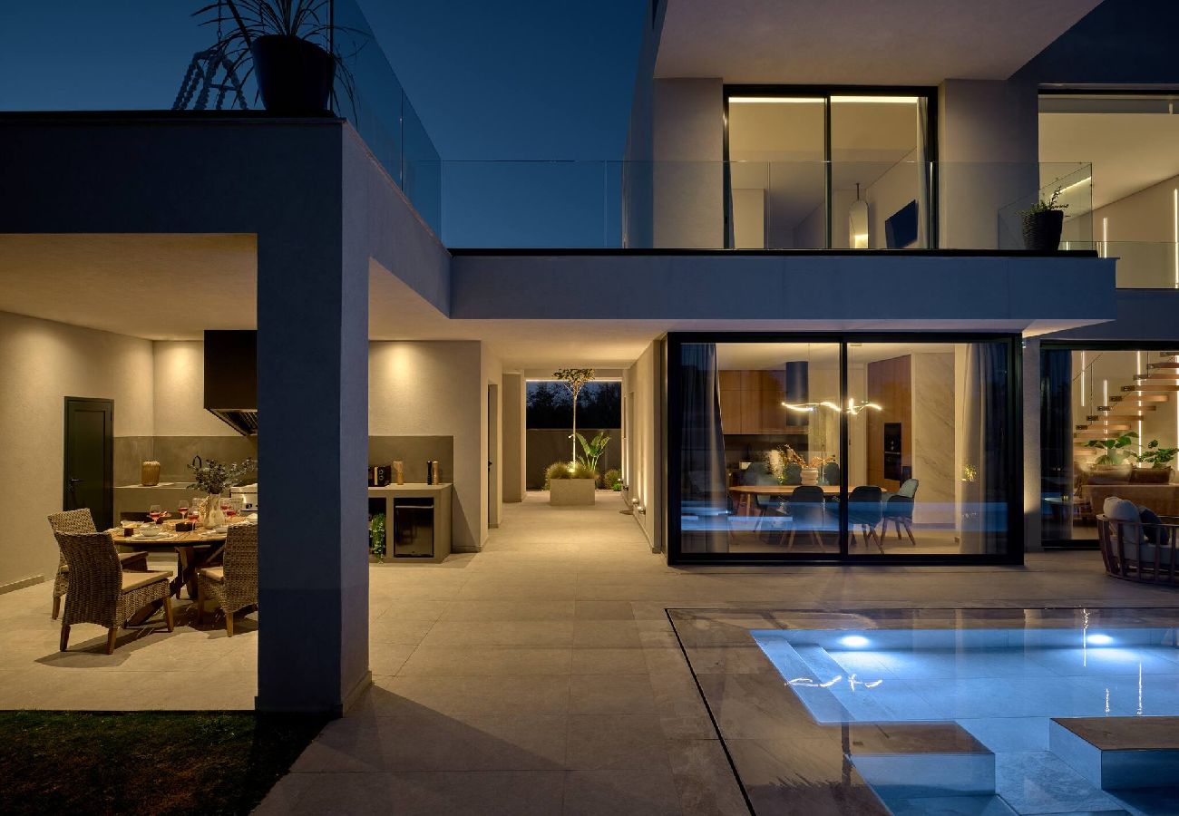 Villa in Laganas - Avascanto Villa, An Architectural Gem with Pool