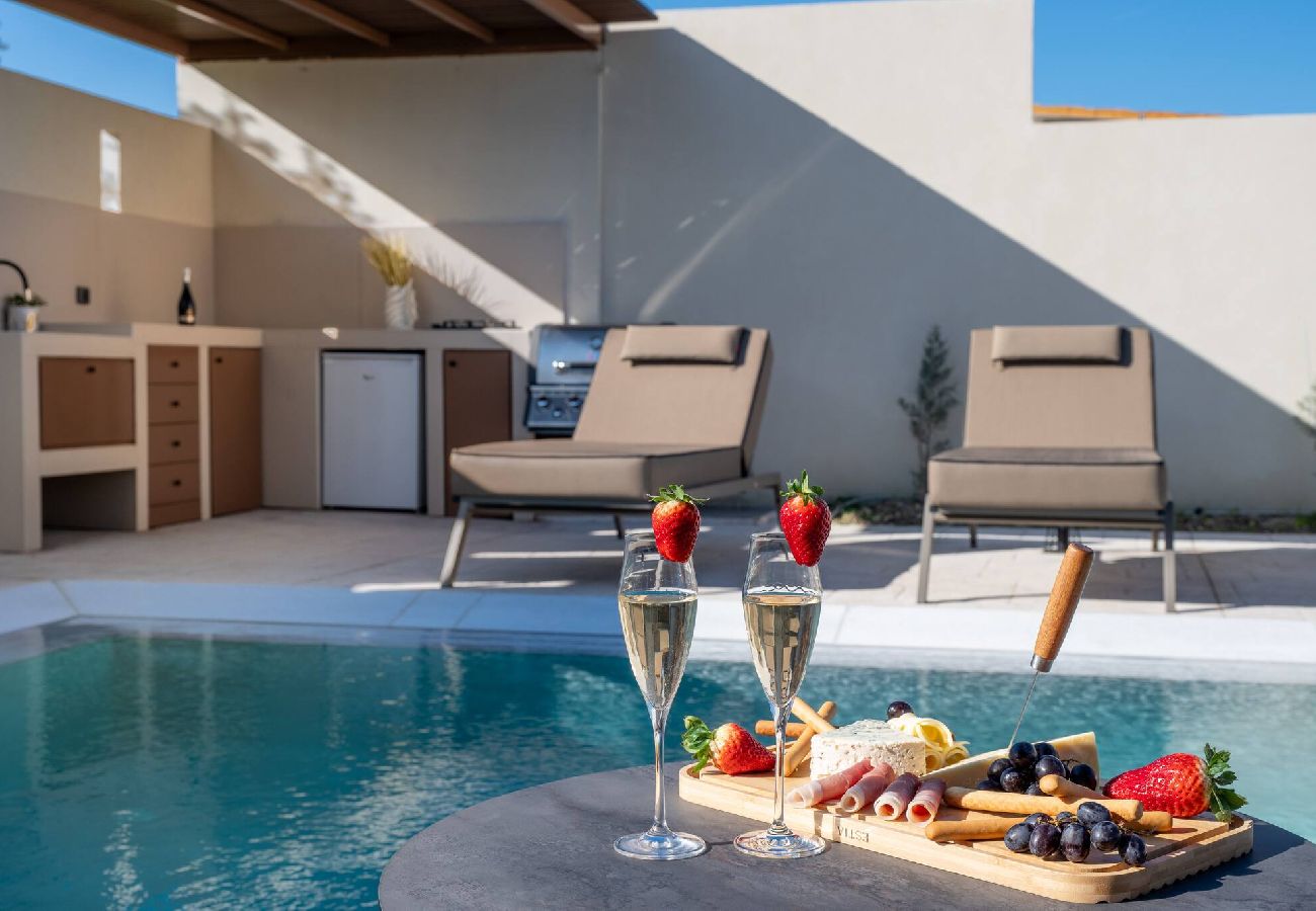 Villa in Sarakinado - Amfi Luxury Villa, with Private Pool