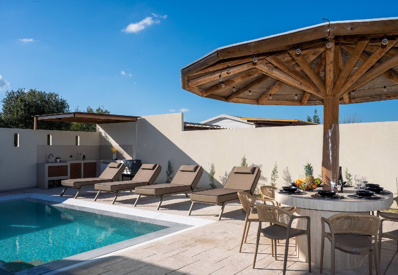 Villa in Sarakinado - Amfi Luxury Villa, with Private Pool