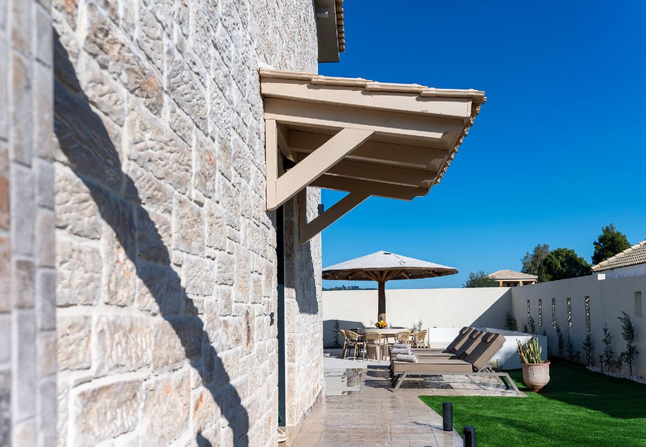 Villa in Sarakinado - Amfi Luxury Villa, with Private Pool