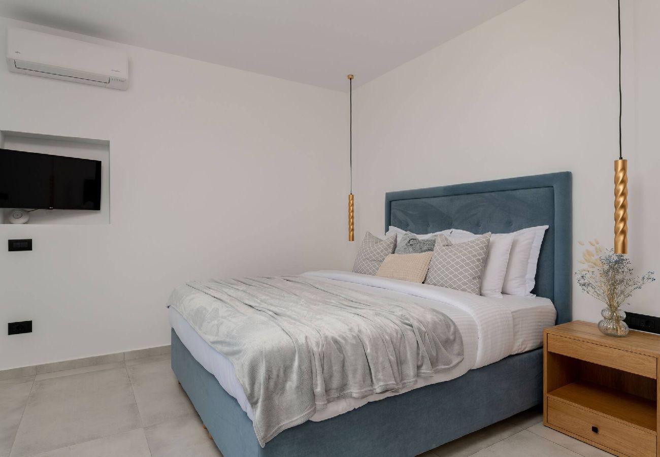 Villa in Zakynthos - Akea Villa III, Refined Escape with Private Pool