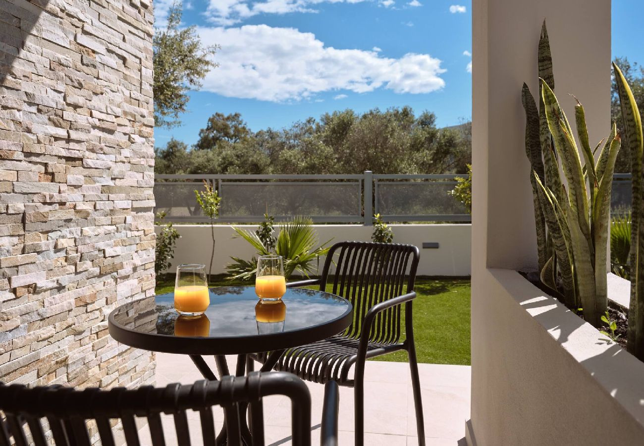 Villa in Mouzaki - Villa D&A, A Private Sanctuary With Heated Pool