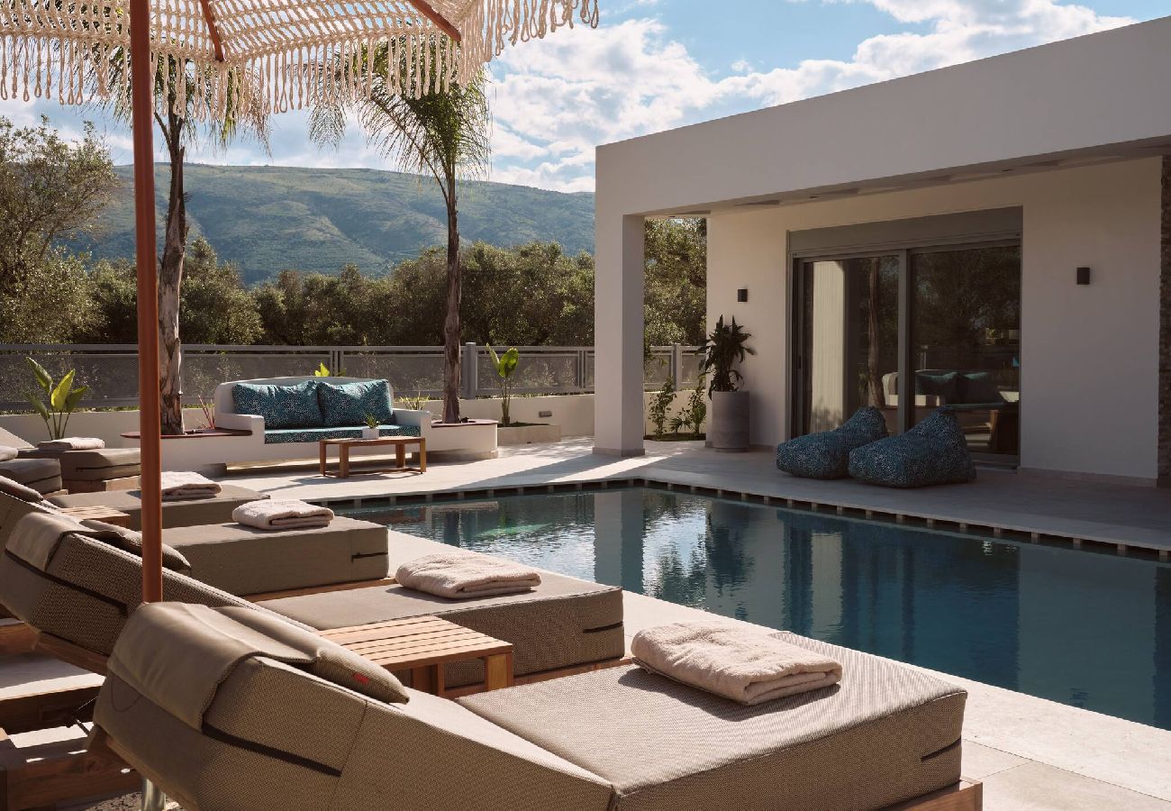 Villa in Mouzaki - Villa D&A, A Private Sanctuary With Heated Pool